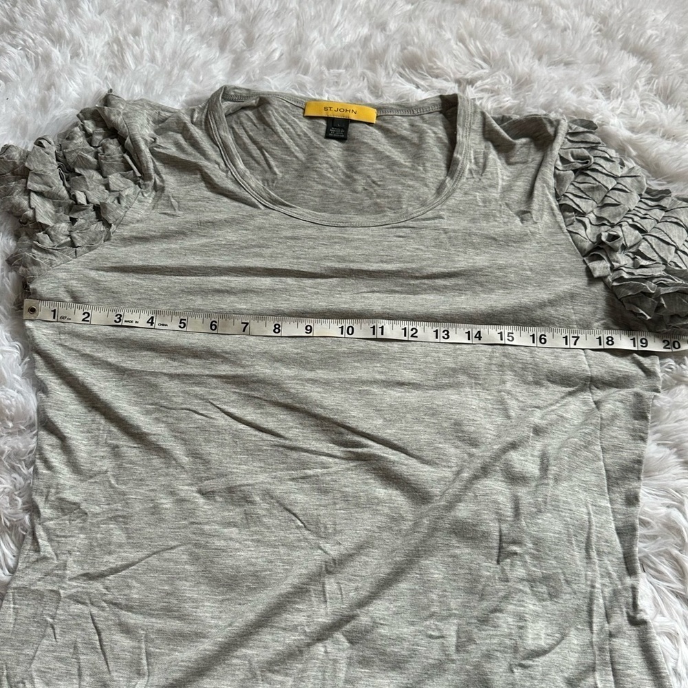 St John | Gray Ruffled Tee | Large - Picture 9 of 12